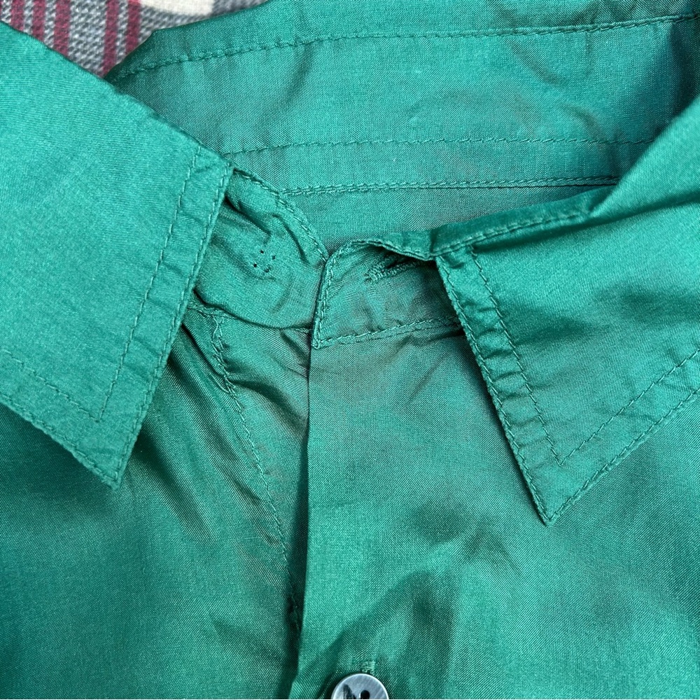 Vintage Bruno 100% Silk Green Button-Up Shirt - Picture 12 of 12